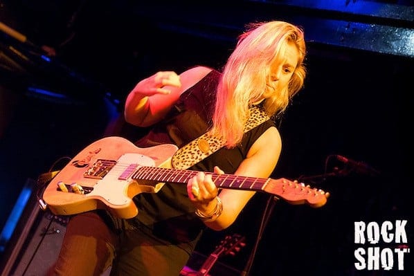 Crunching blues with feeling from Joanne Shaw Taylor at London's Jazz Cafe (Andy Sampson)