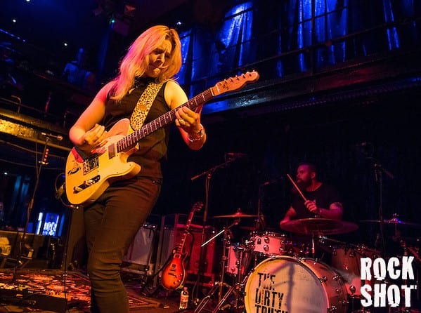 Crunching blues with feeling from Joanne Shaw Taylor at London's Jazz Cafe (Andy Sampson)